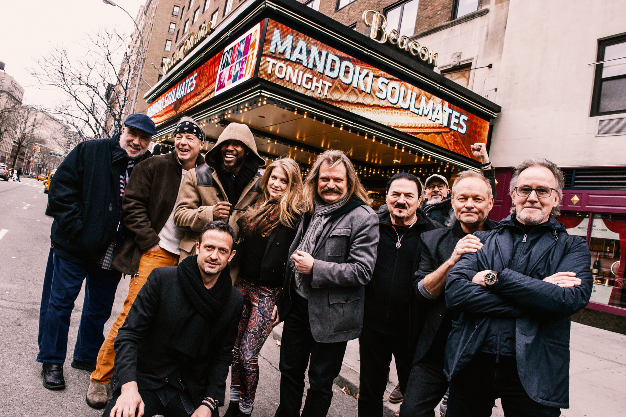 Leslie Mandoki és csapata világméretű koncerttel rukkol elő