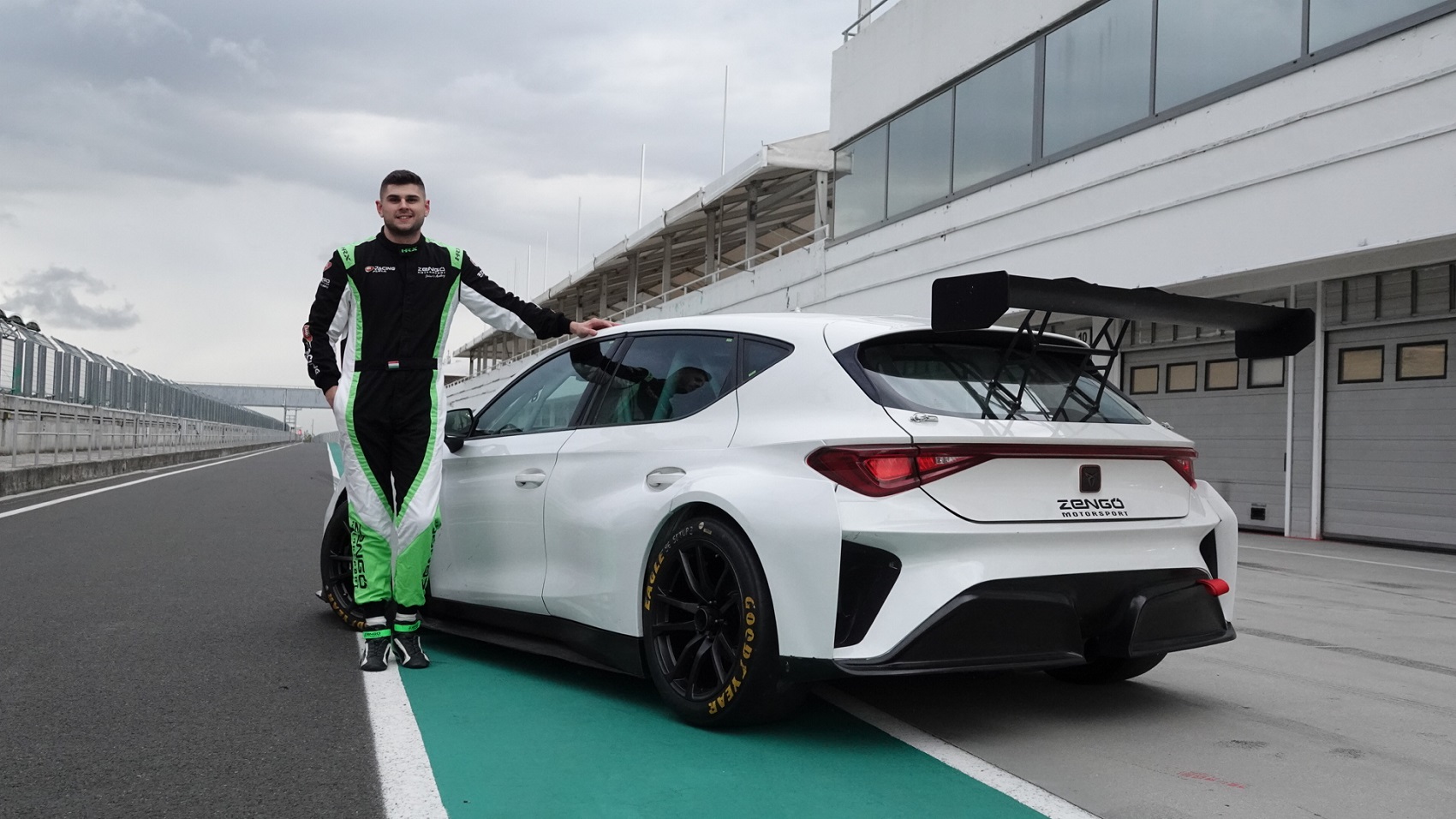 Nagy Dániel újra a Zengő Motorsportnál: Irány a Slovakia Ring!