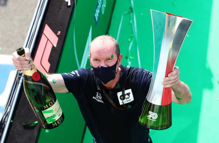 Graham Watson, csapatmenedzser