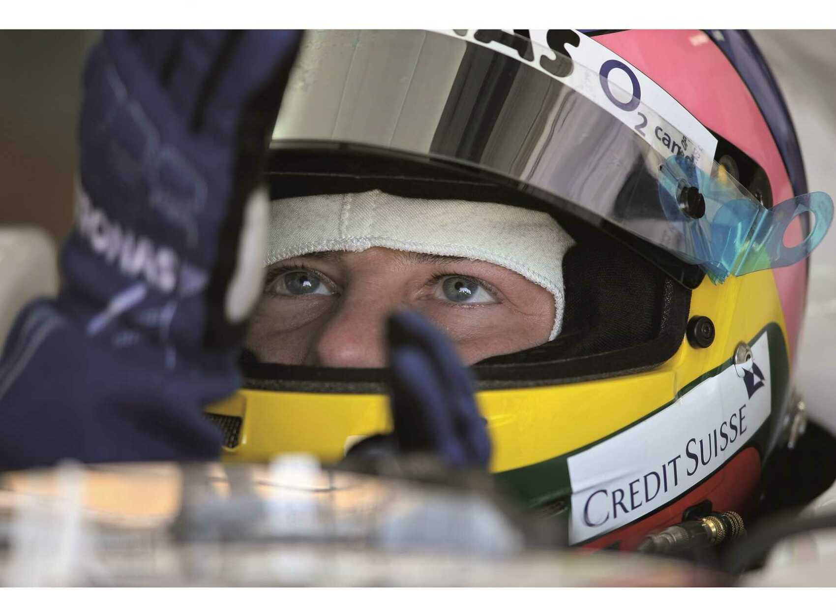 Ezen a napon jelent meg az F1-es világbajnok zenei albuma!