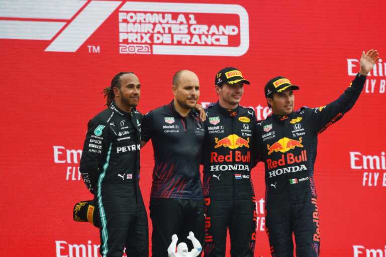 Lewis Hamilton, Max Verstappen, Sergio Pérez, pontverseny