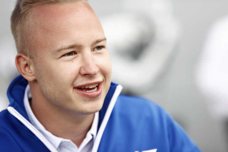 Mazepin, Haas, racingline