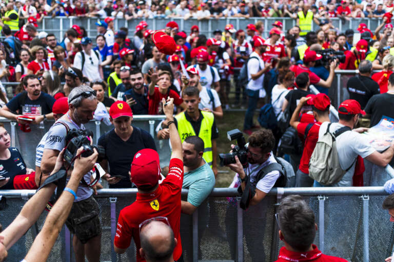 Charles Leclerc, tifosi, racingline