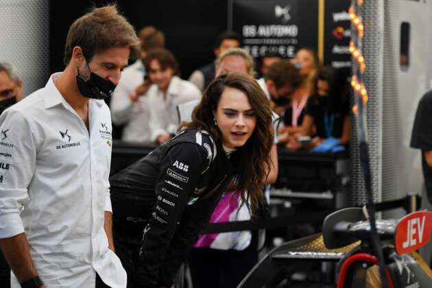 Cara Delevigne, Pirelli