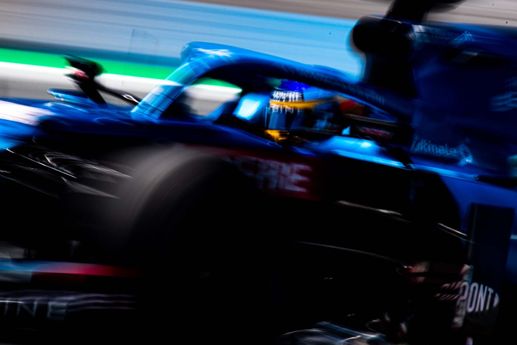 „Alonso úgy vezet, mint egy 21 éves”