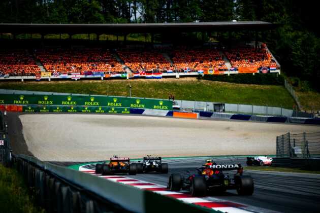 hollandok, rajong&oacute;k, mezőny