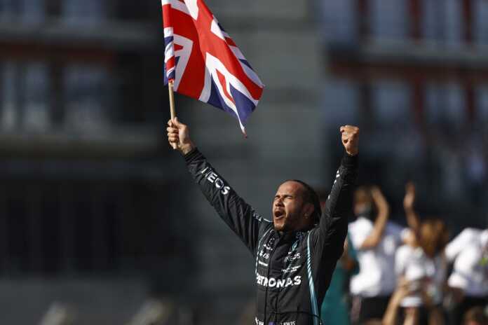 Lewis Hamilton, Mercedes