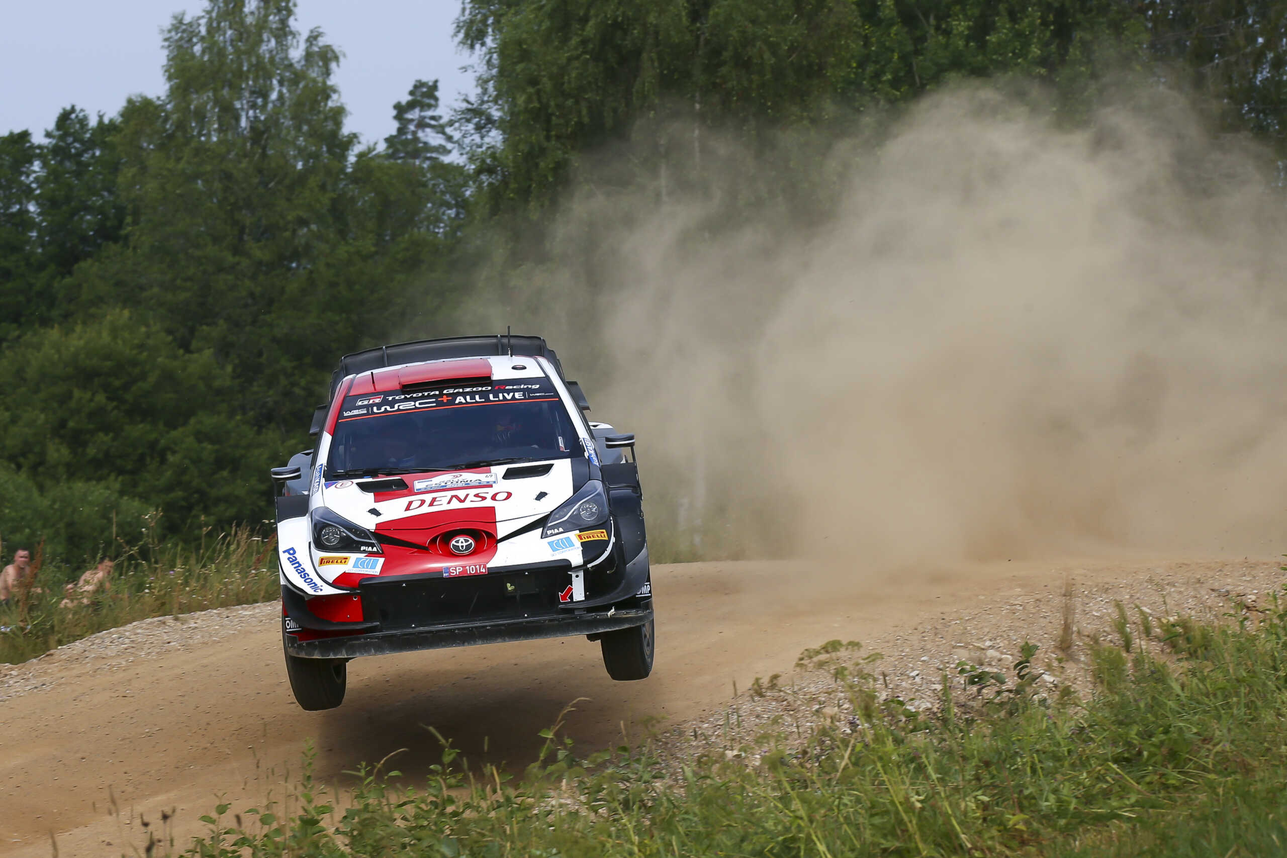 A 20 éves Kalle Rovanpera vezet az Észt Rallyn