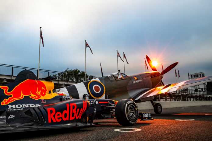 RB7, Spitfire, max verstappen