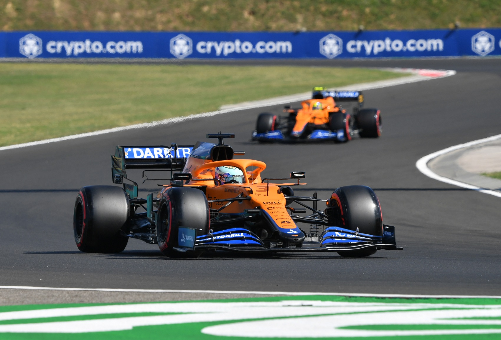 A szezon második felében újabb fejlesztések érkeznek a McLarenre