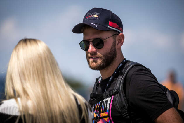 Kamar&aacute;s Norbert "Lali"