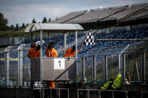 Hungaroring, kock&aacute;s z&aacute;szl&oacute;