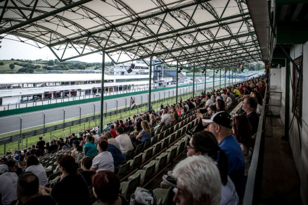 Hungaroring, trib&uuml;n, fans, rajong&oacute;k, f1