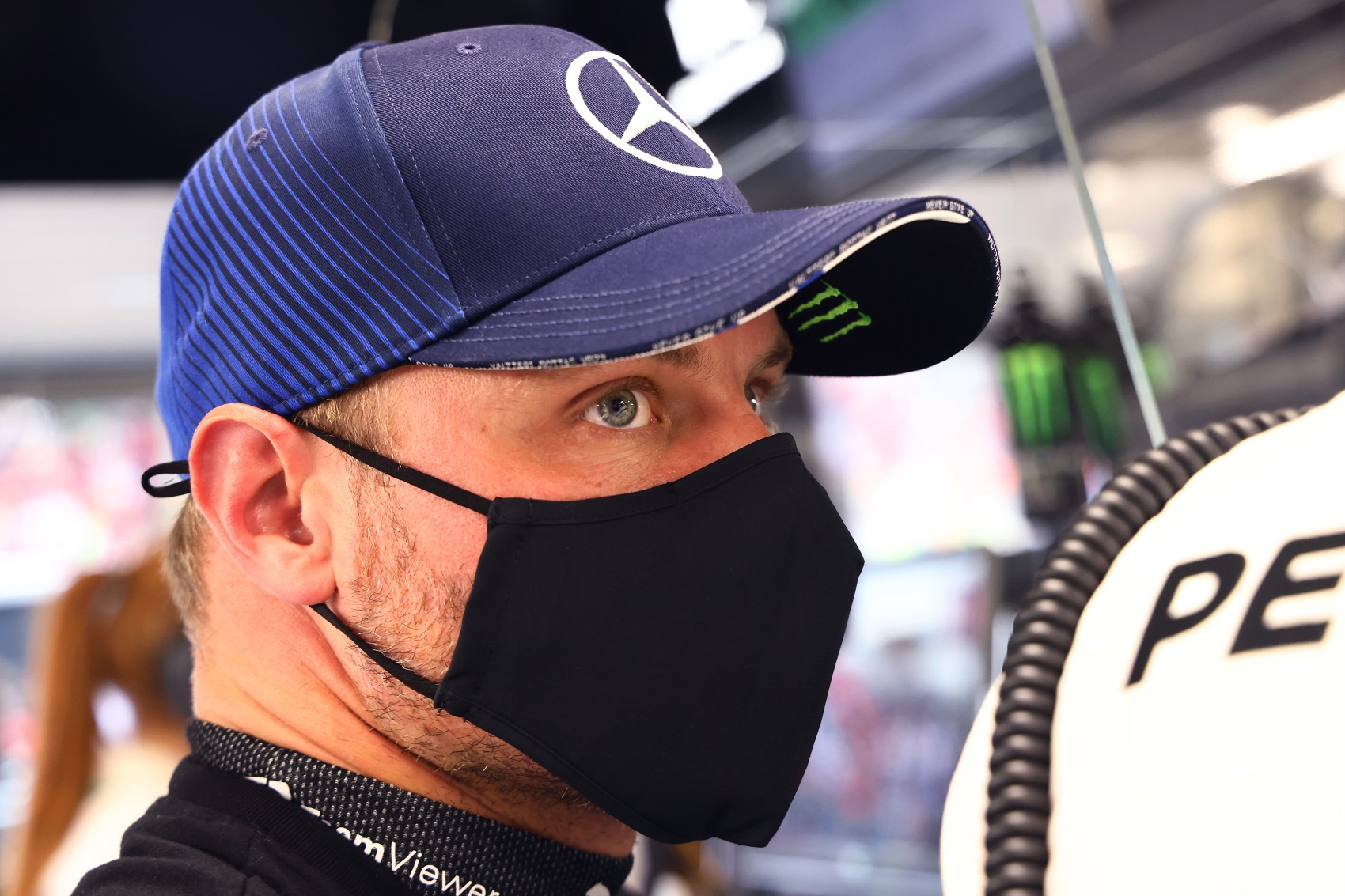 Bottas a Mercedesnél: Mintha kés lett volna a nyakamnál