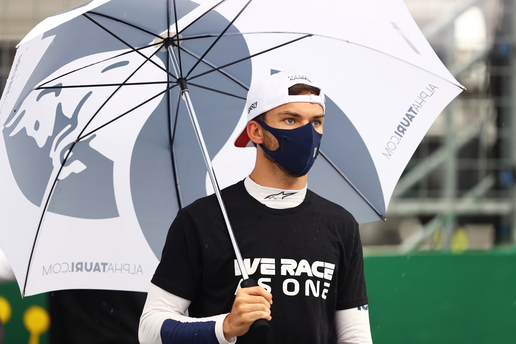 Így látta Gasly az első körös káoszt a Hungaroringen