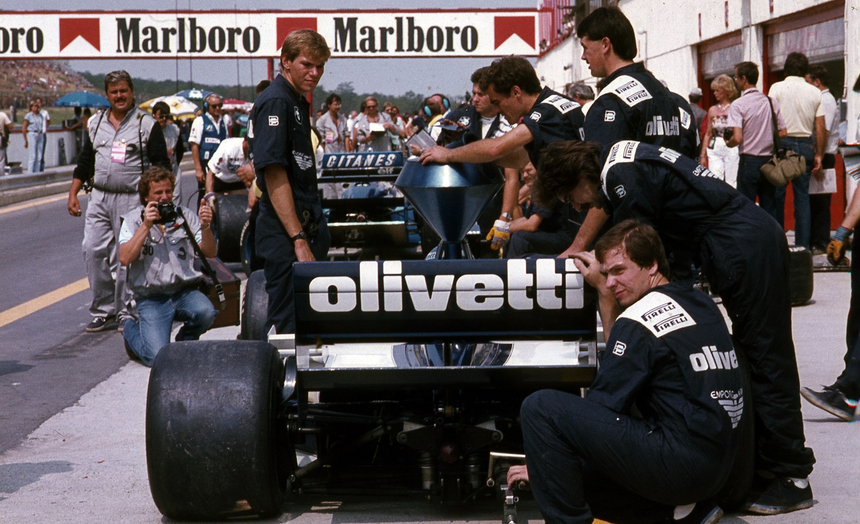 brabham-bmw, tankolás