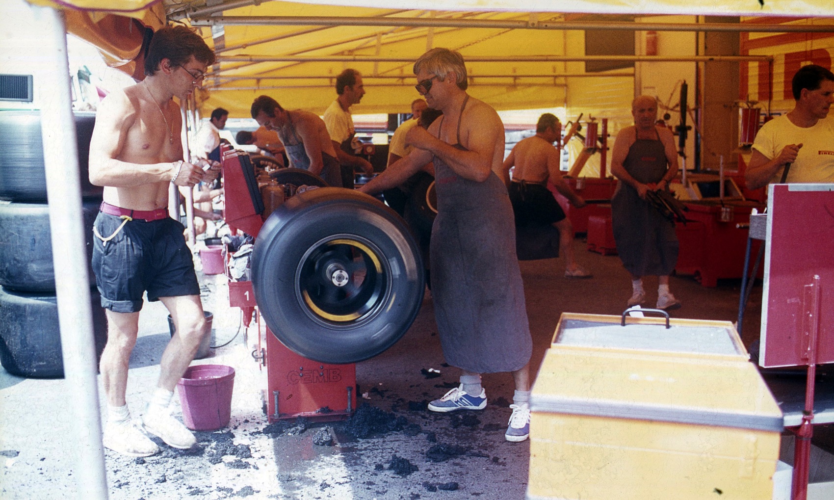 goodyear, gumicentírozás