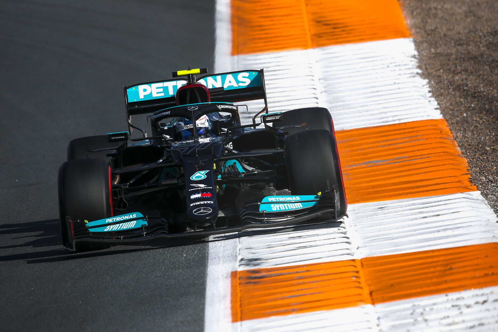 Valtteri Bottas, Rosberg