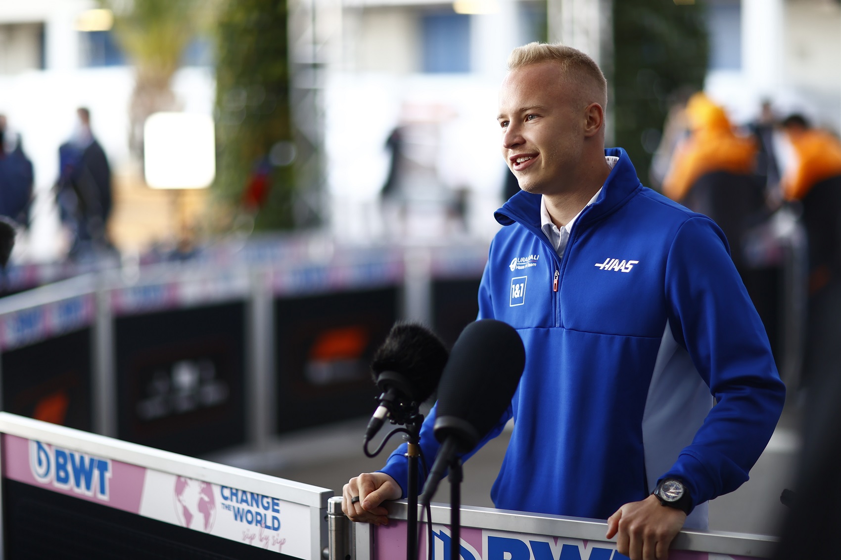 Mazepin szerint a legközelebbi barátja az F1-ben Schumacher