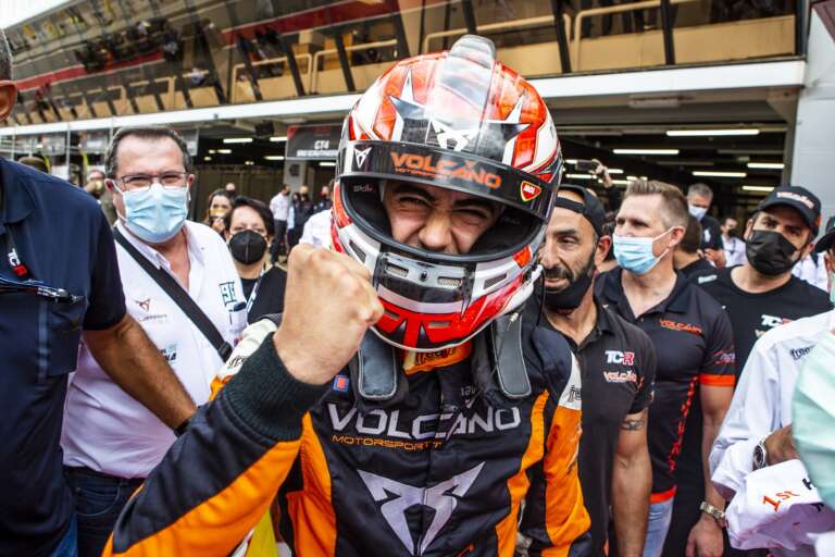 Mikel Azcona, Volcano Motorsport, TCR Europe, racingline.hu