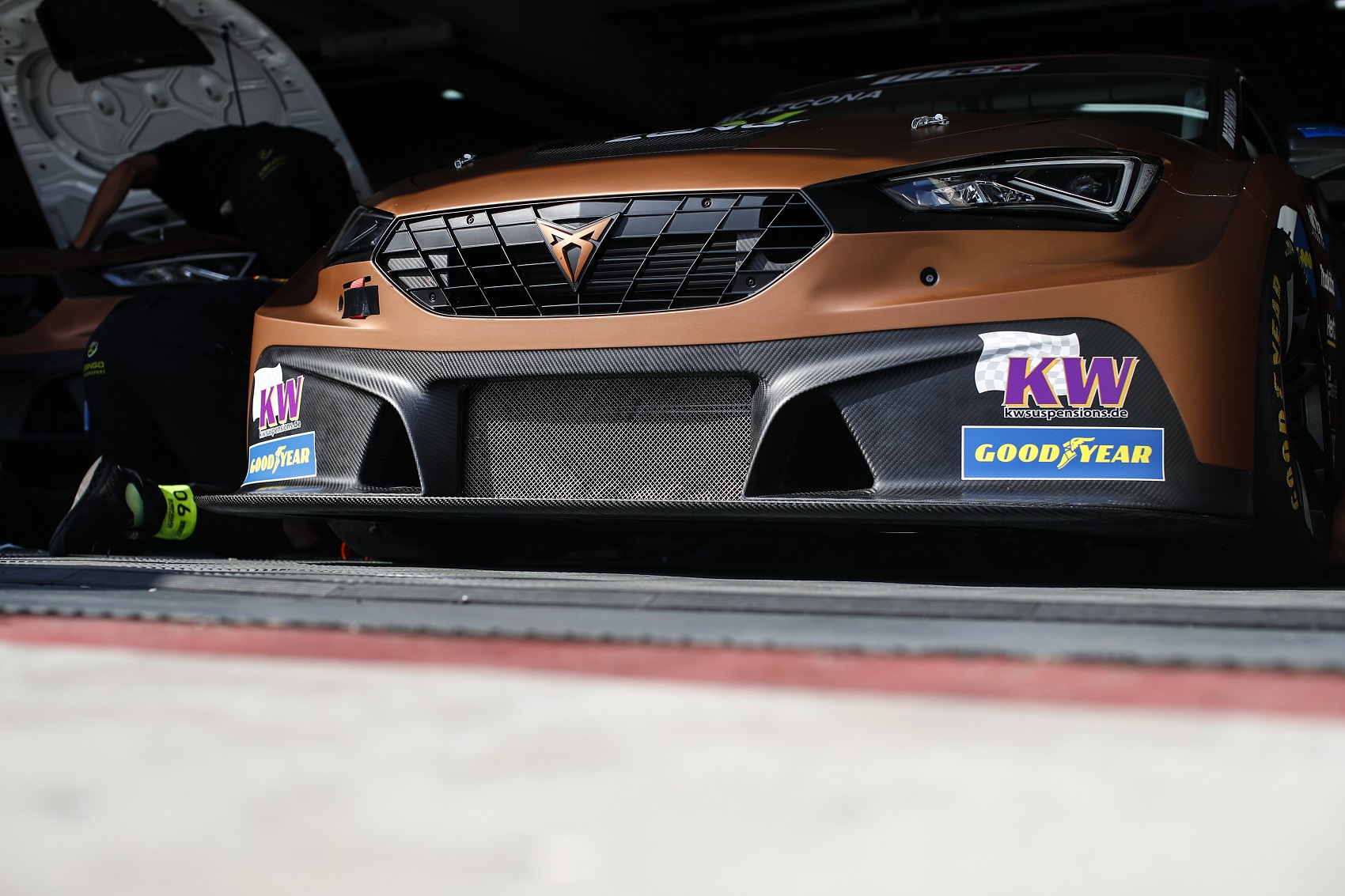 Eggyel kevesebb Cupra lesz ott a cseh WTCR hétvégén