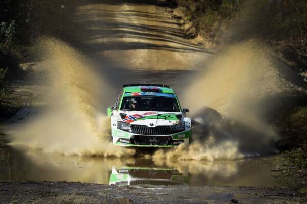 Andreas Mikkelsen–Elliot Edmondson, TOKSPORT WRT, Škoda Fabia Evo