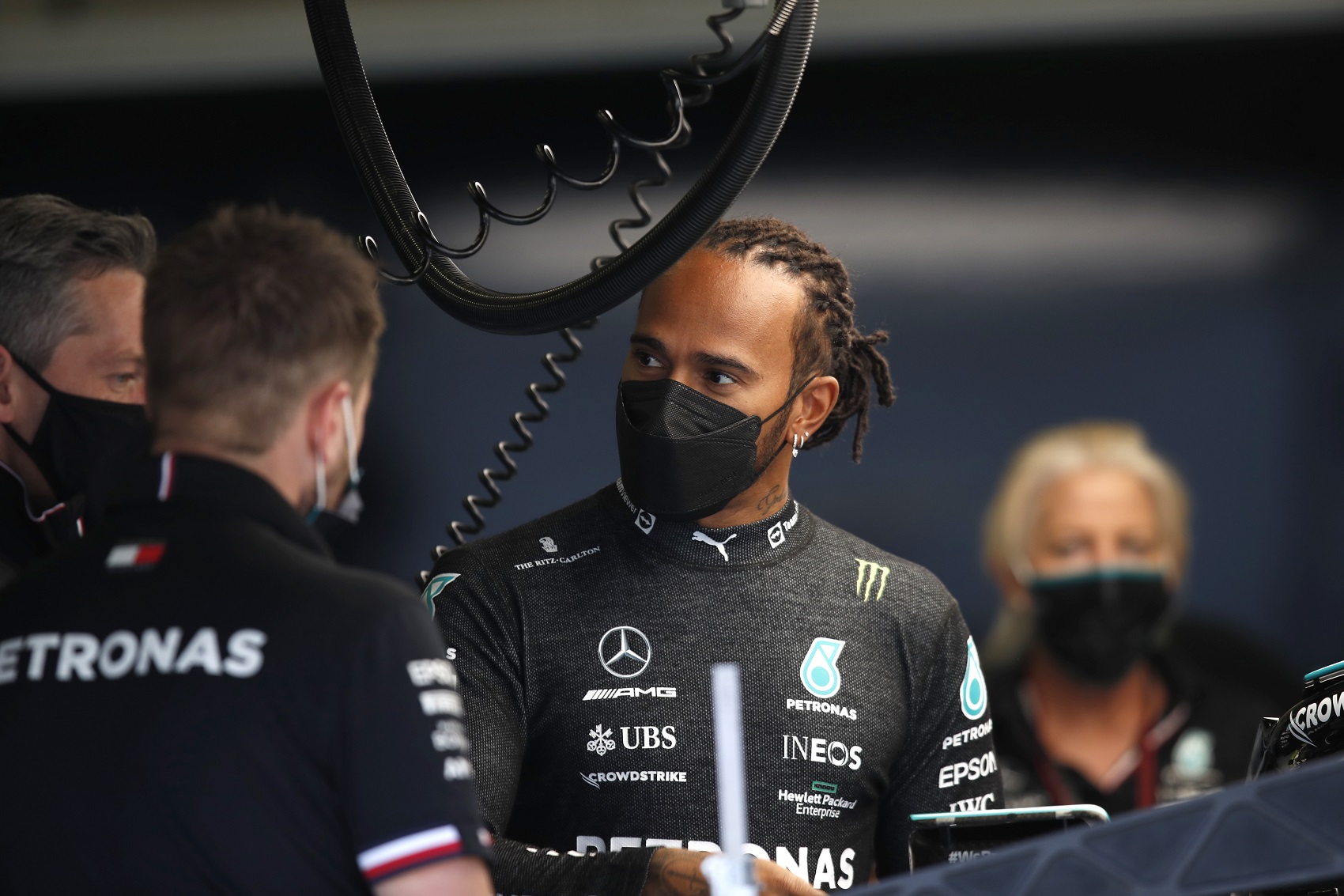 Watson: Hamilton kényszerben van, két versenyen belül győznie kell