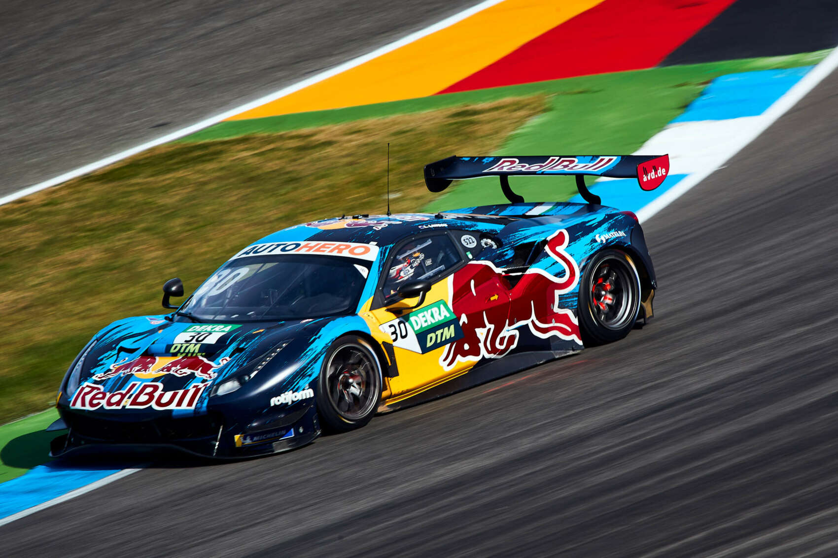 Götz dominált a Norisringen, Lawson tovább növelte az előnyét a bajnokságban