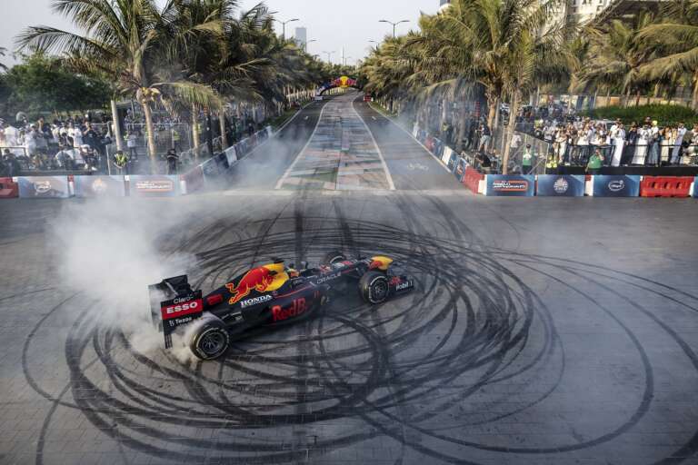 Patrick Friesacher, Red Bull Showrun, Dzsidda