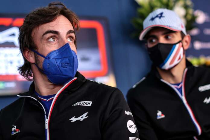 Fernando Alonso, Esteban Ocon
