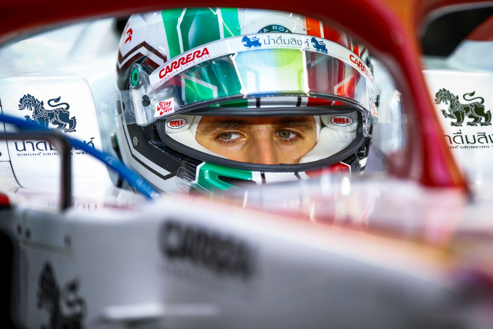 A Ferrarival tárgyal a jövőjéről Giovinazzi