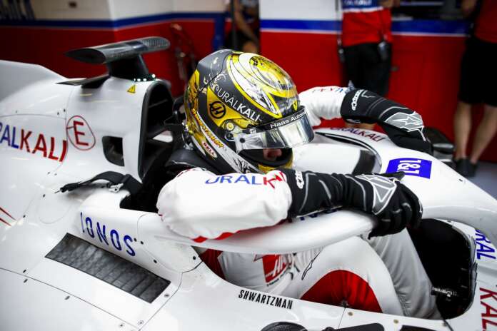 Robert Shwartzman, Haas