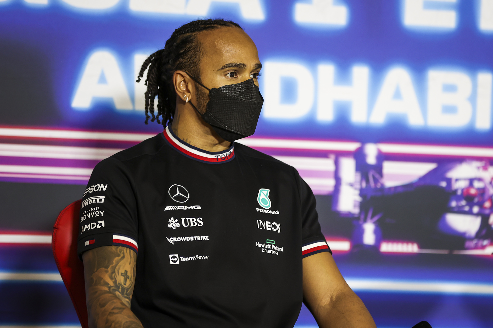 Újabb díjat nyert Lewis Hamilton és ezzel is rekorder