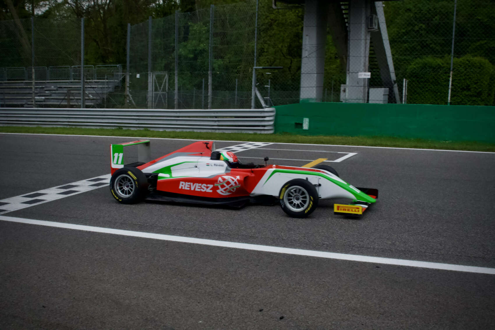 Magyar tehetséget igazolt Max Verstappen korábbi csapata