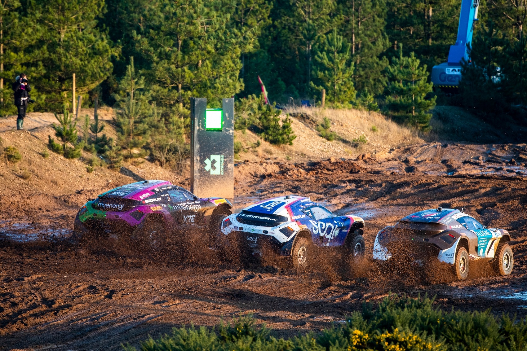 start of the Crazy Race, Extreme E, racingline.hu