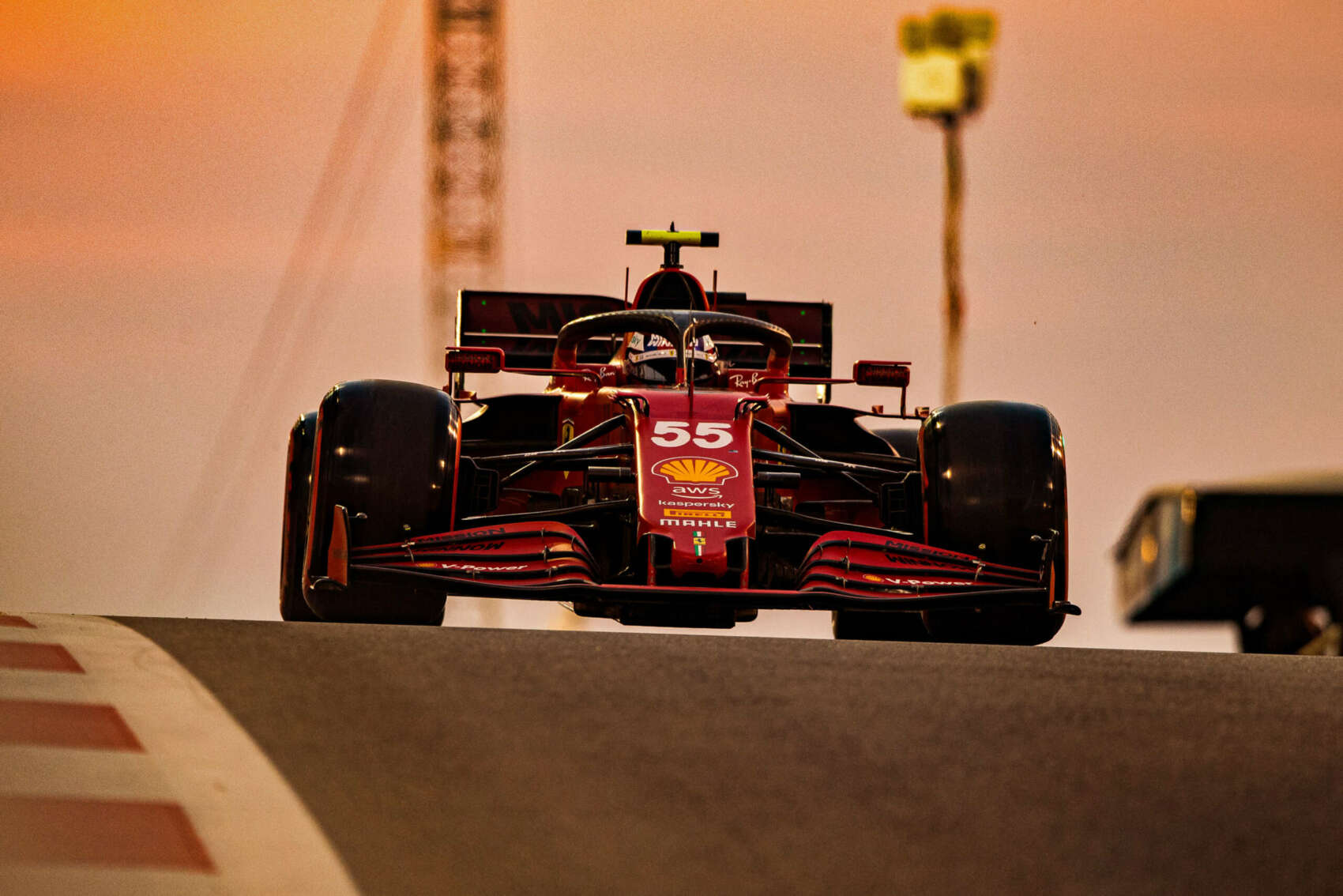A Ferrari kevesebb autótörést szeretne látni 2022-ben