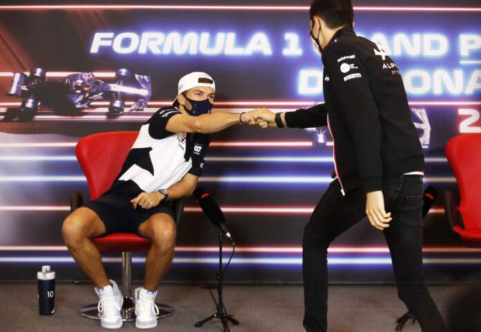 Pierre Gasly, Esteban Ocon, lewis hamilton, Alpine