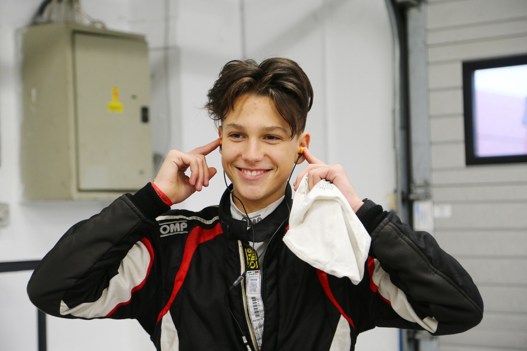 Rácz Gergő a brit MINI CHALLENGE-ben tesz újabb lépést a túraautózás csúcskategóriái felé