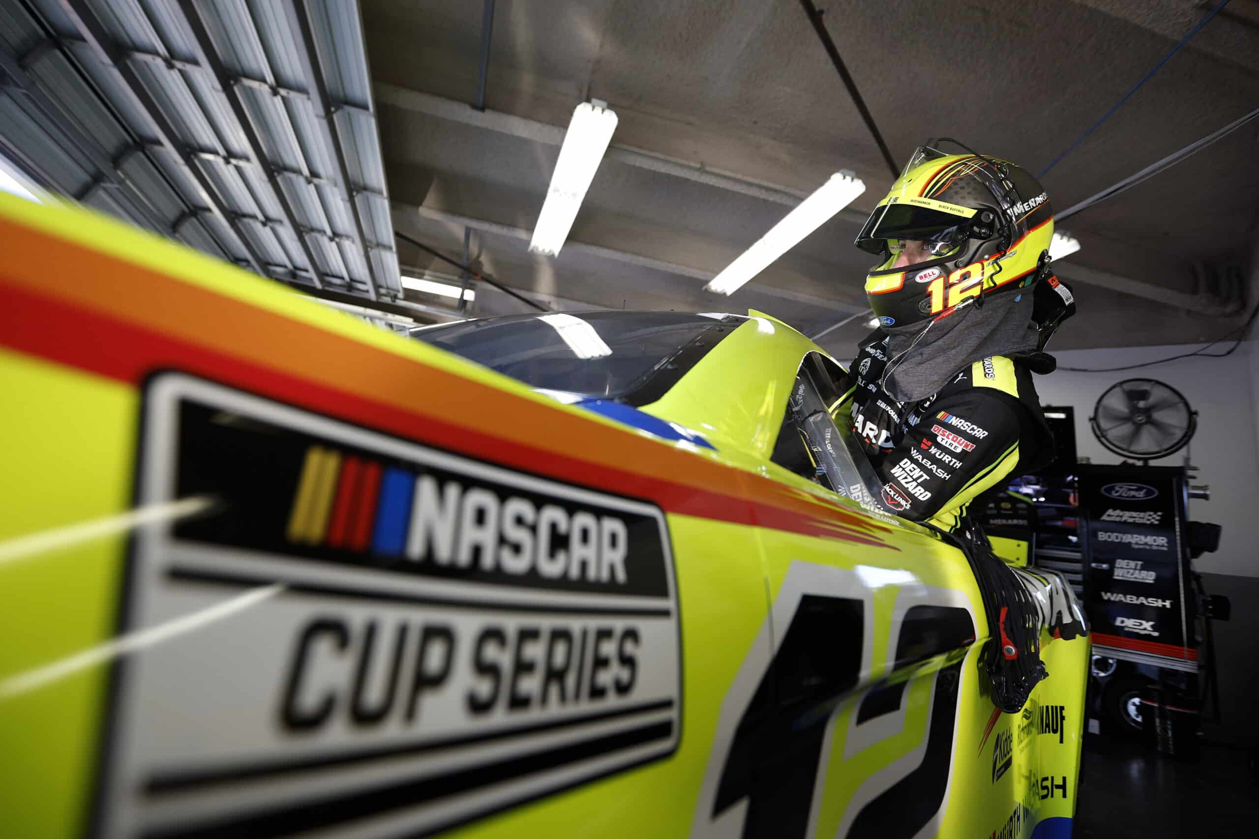 Penske elmondta miért módosítottak a kerekeken