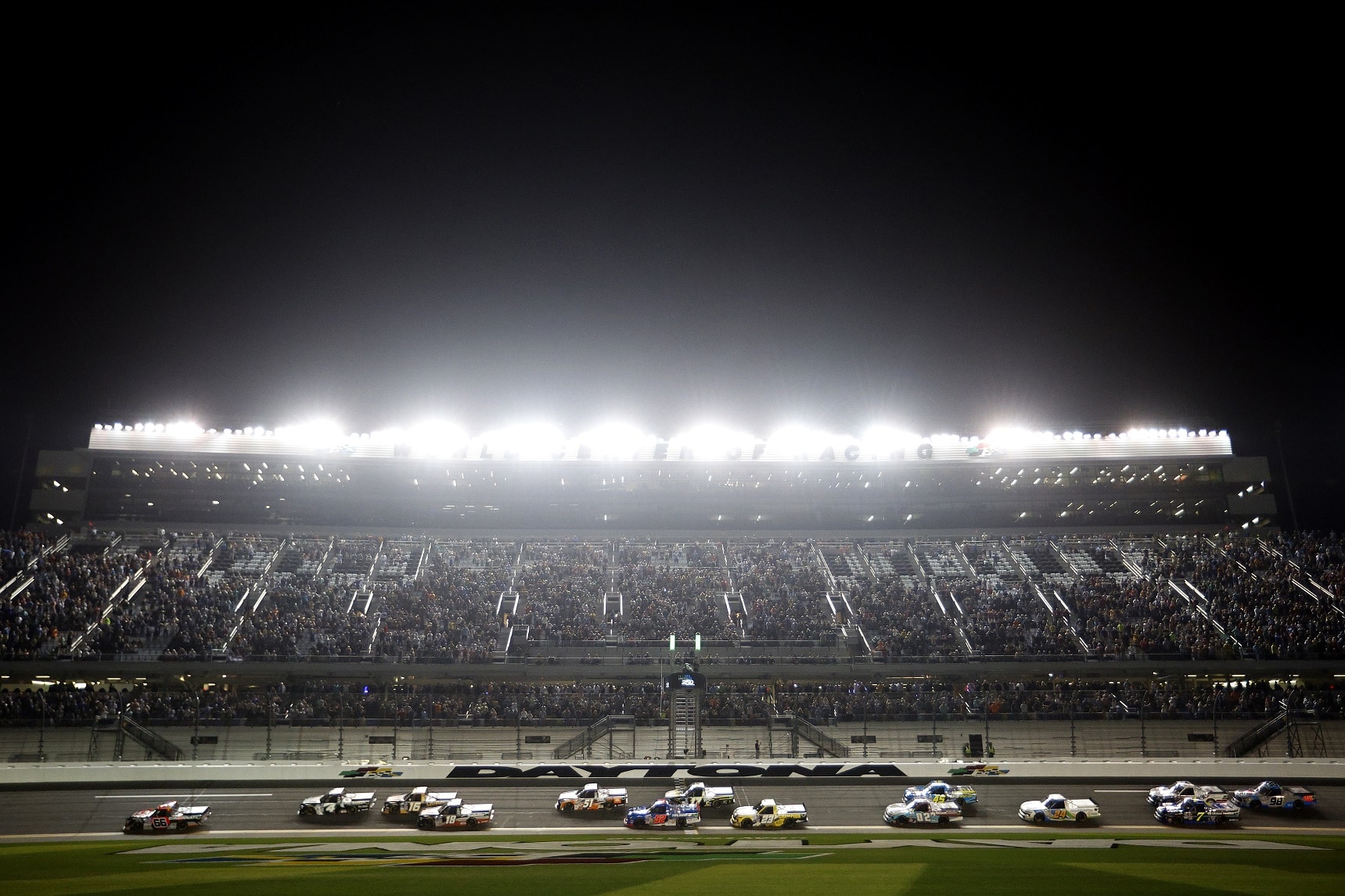 A Daytona-i Truck futam, 8 percben – VIDEÓ