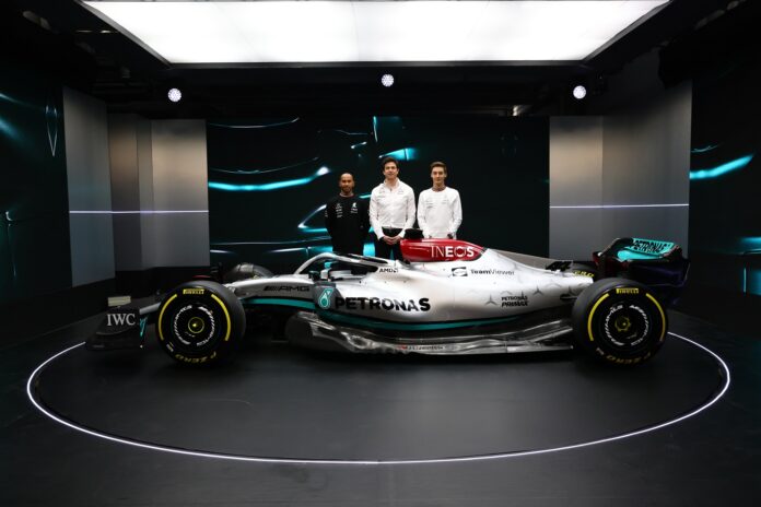 Lewis Hamilton, Toto Wolff, George Russell. Mercedes