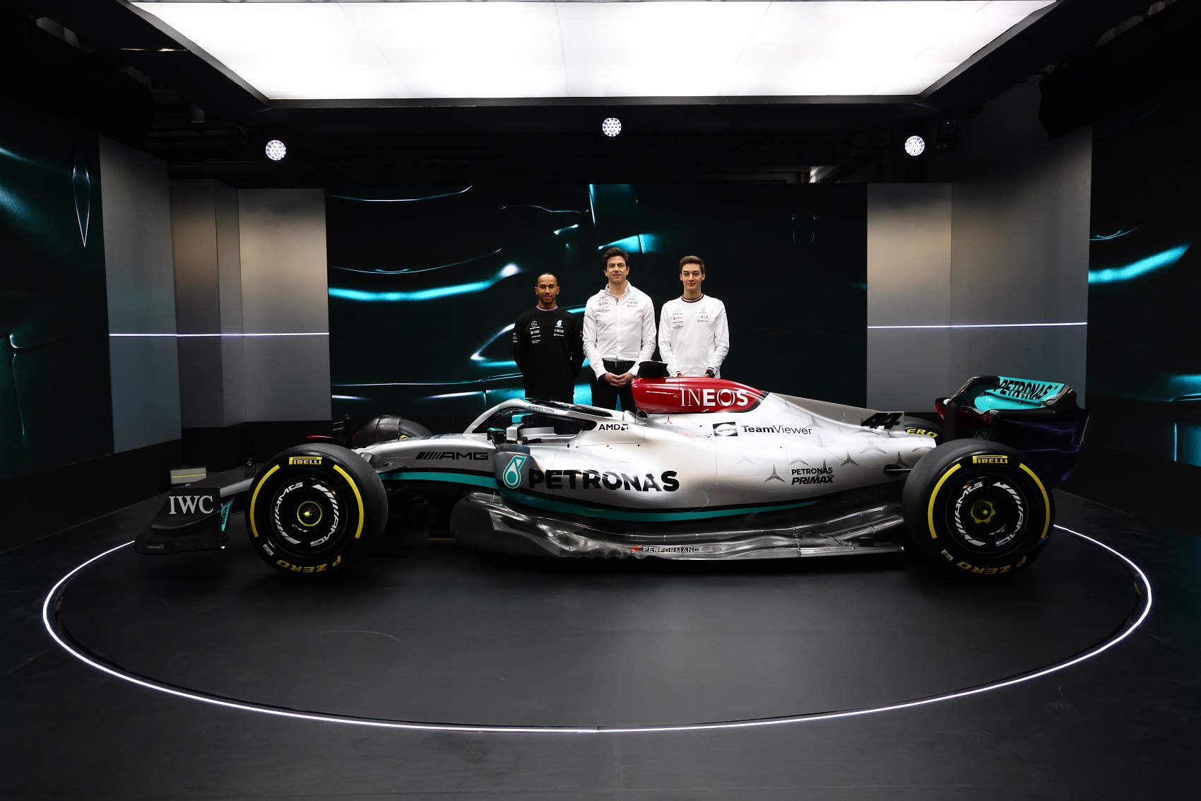 Lewis Hamilton, Toto Wolff, George Russell. Mercedes
