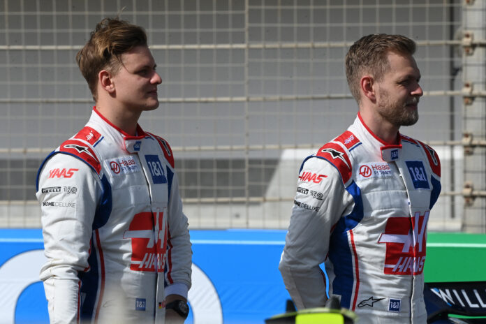 Kevin Magnussen Mick Schumacher, racingline.hu