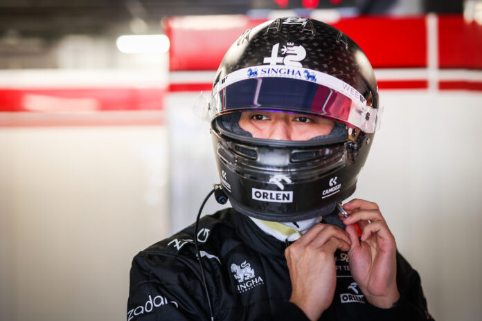 Guanyu Zhou, Alfa Romeo