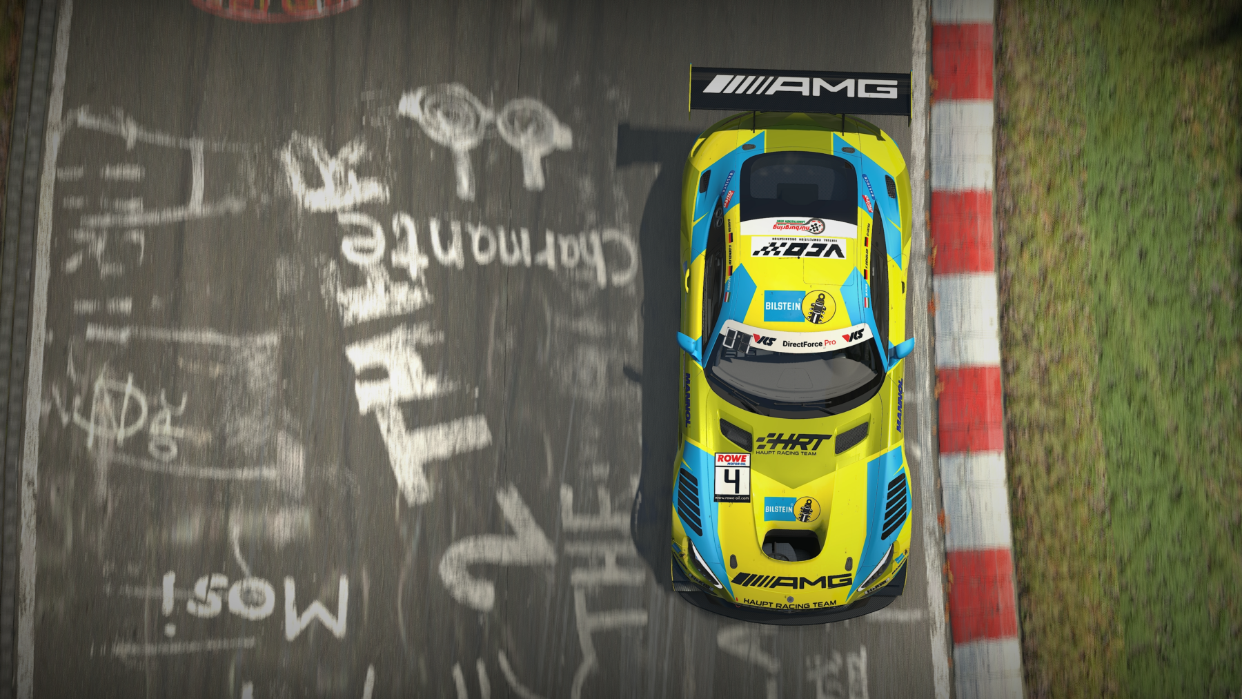 A bajnoki autó: a 4-es rajtszámú Mercedes-AMG E-Sports Team HRT, Kiss Norbi, Florian Denzler, Danny Giusa