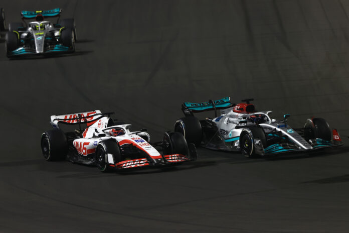 Kevin Magnussen, Haas, Lewis Hamilton, Mercedes, F1, Forma-1, racingline.hu