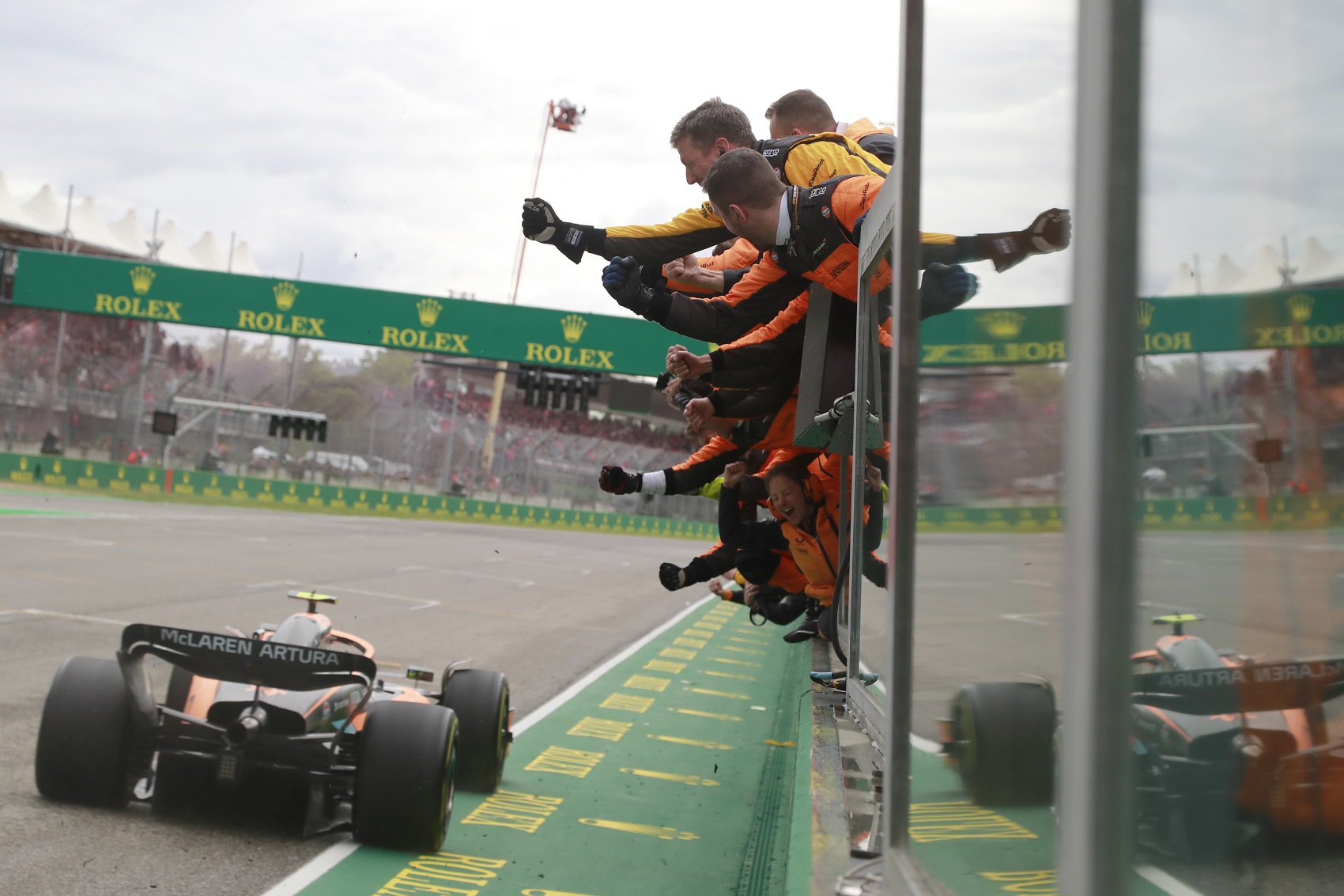 Egy Formula E versenyző hívta fel a figyelmet az F1 szokatlan veszélyére