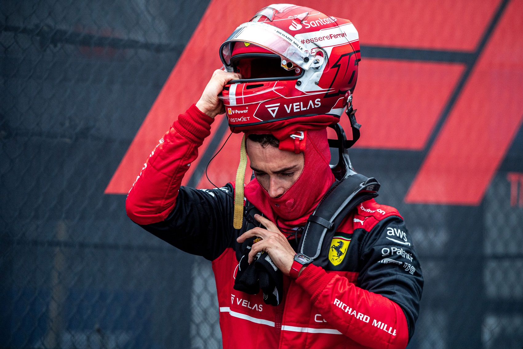 Ericsson üzenete a Ferrarinak: Álljatok be Leclerc mögé