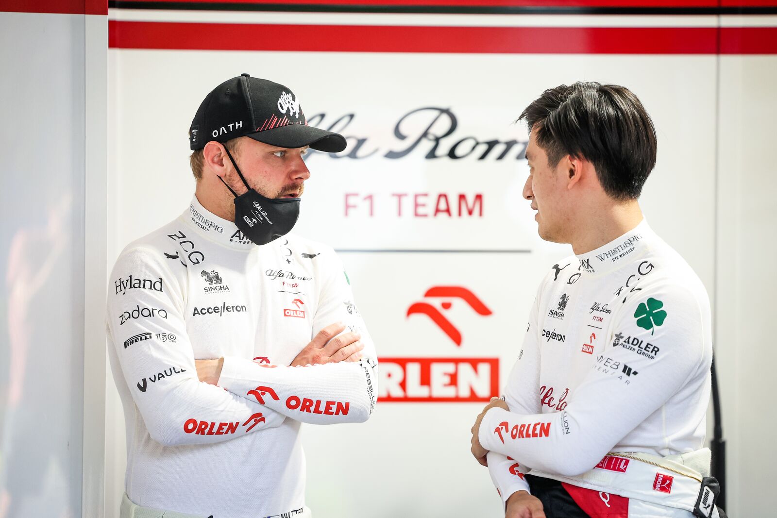 Valtteri Bottas, Guanyu Zhou