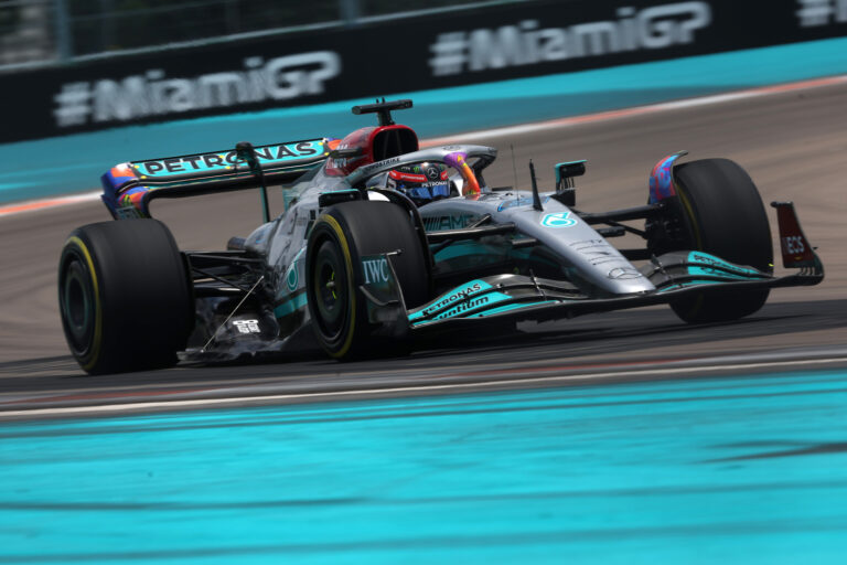 Mercedes, George Russell